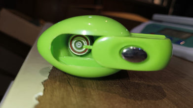 Hand Blender For Mixing And Blending, While Making Food Stuffs And Items At Homes Battery Operated (Battery Not Included)